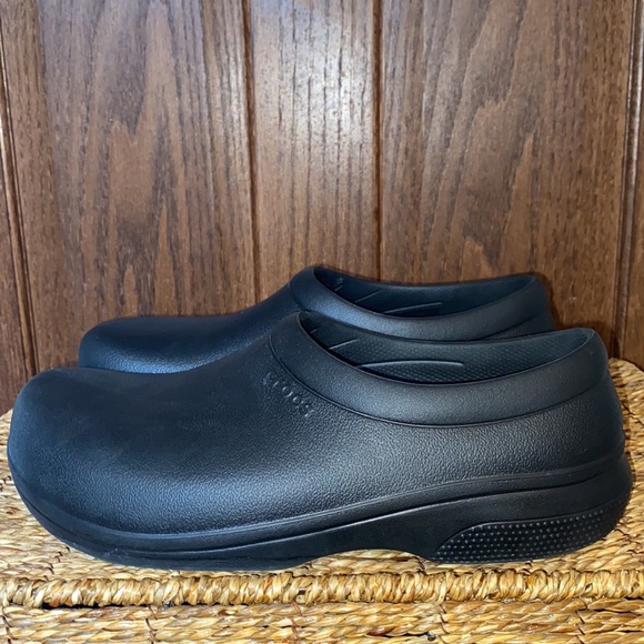 Crocs Unisex-Adult Men's and Women's on The Clock Clog Slip Resistant Work Shoes - Picture 5 of 12